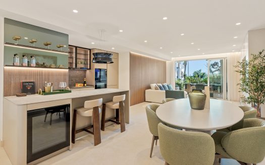 Luxury and tranquility by the sea