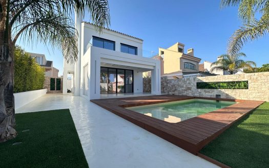 Preciosa Villa a escasos pasos de la playa