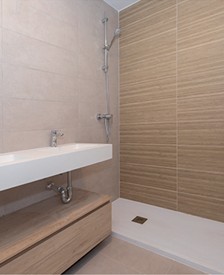 Brand-new, bright and airy flat
